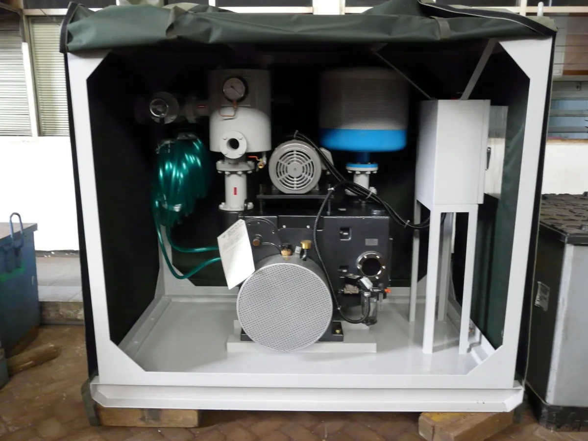 Vacuum (Maintenance Supplies)